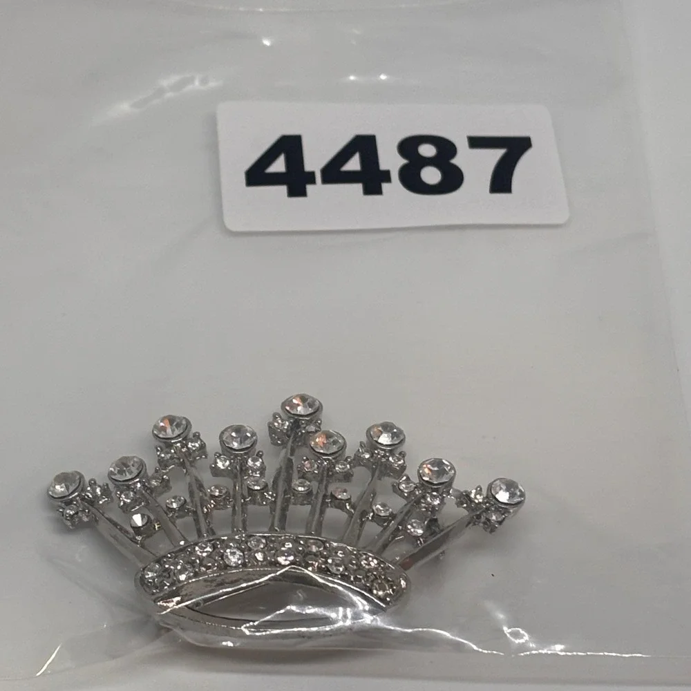 Vintage Crown Brooch Silver Tone Rhinestone Tiara Royal Statement‎ Pin